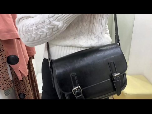 ❤️ Verejná masturbácia mladej sučky FeralBerry s robertkom v skúšobnej miestnosti ☑ Šukanie na nás sk.tuberxxx-com.ru